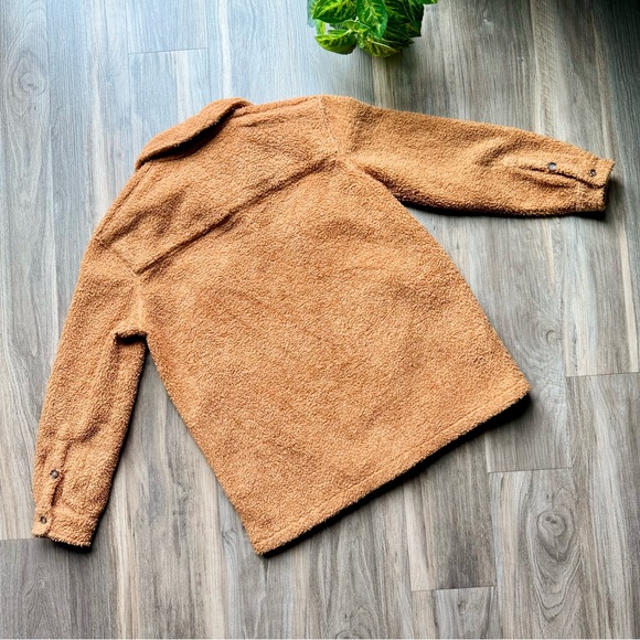 Marine Layer Eden Sherpa Overshirt Jacket Teddy Fleece Button-Up Cashew Brown M - Picture 14 of 16